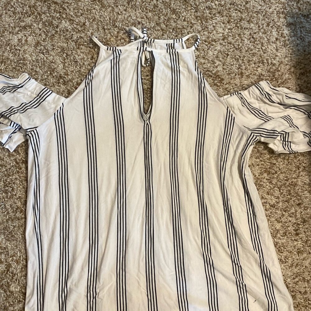 American Eagle medium !